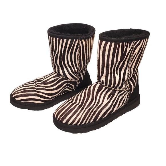 UGG Classic Short Exotic Zebra Boots Women's size 9 - Picture 8 of 10